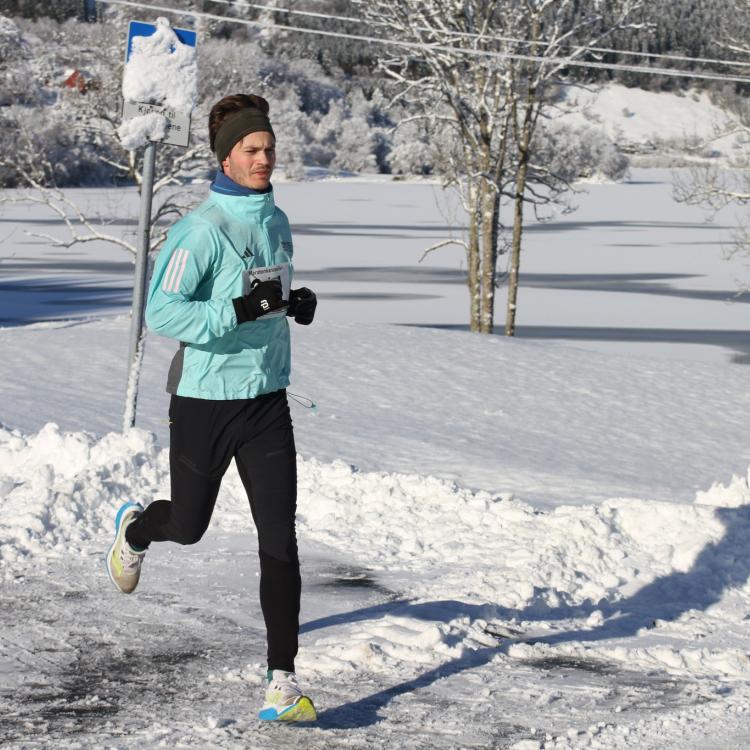 Maratonløper Februar Maraton 2025