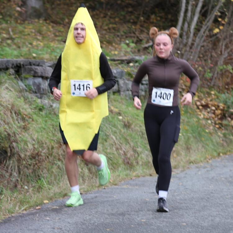 kostymer Maratonkarusellen